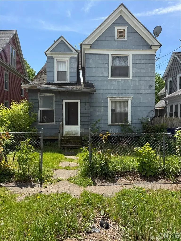 307 W Pleasant Ave