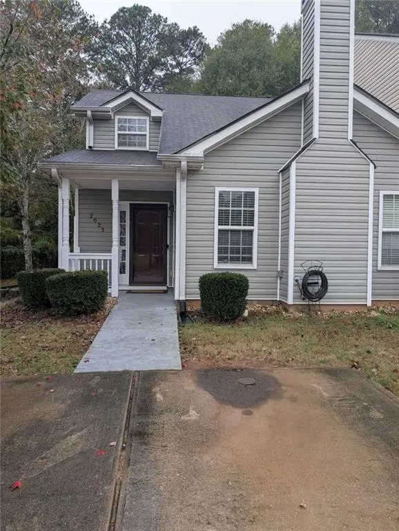 2623 Wellington Walk Pl