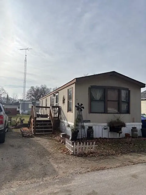 330 N Fulton St #8