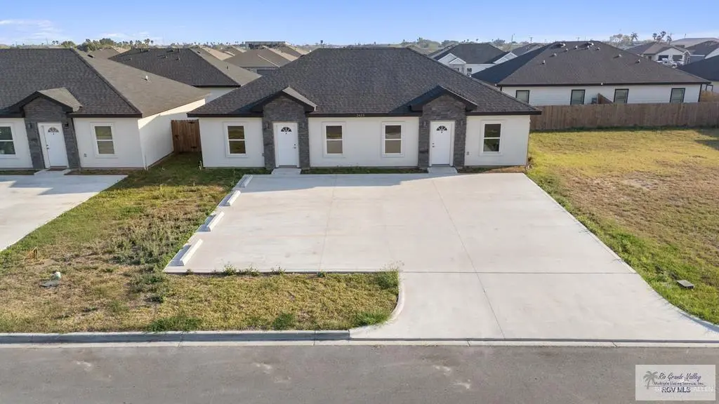 2425 N Valley Circle Cir