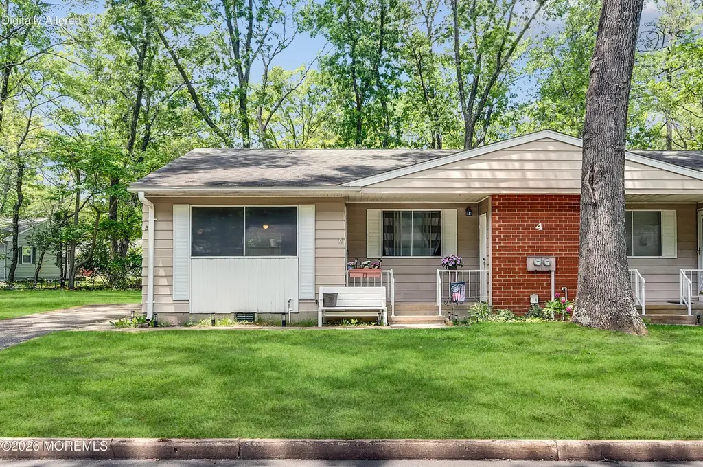 4 Indiana Way Unit B