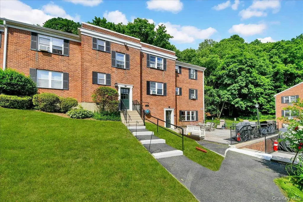 125-3 S Highland Ave Unit C5