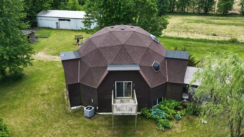 1235 Twp Rd 353