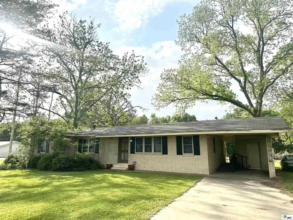 3600 Highway 562