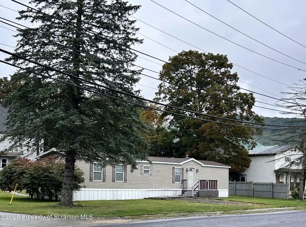 108 Franklin Ave