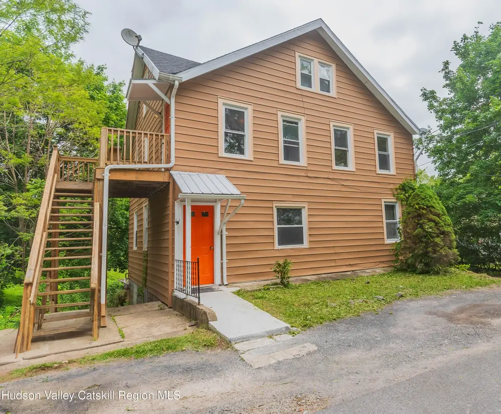 24 Grove St