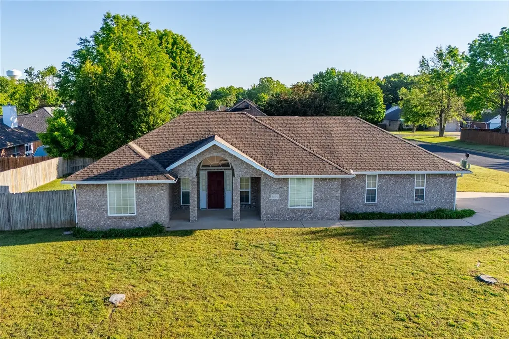 1500 Sanford Dr