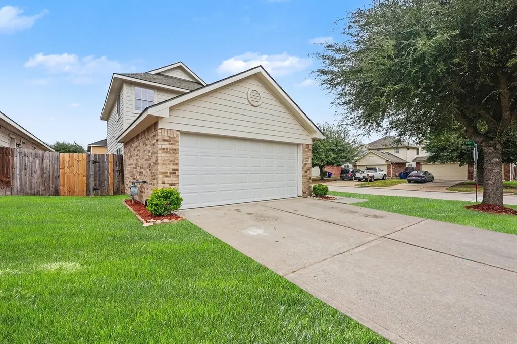 7202 Cool Springs Ct