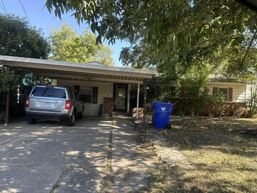 1620 Holly Vista St