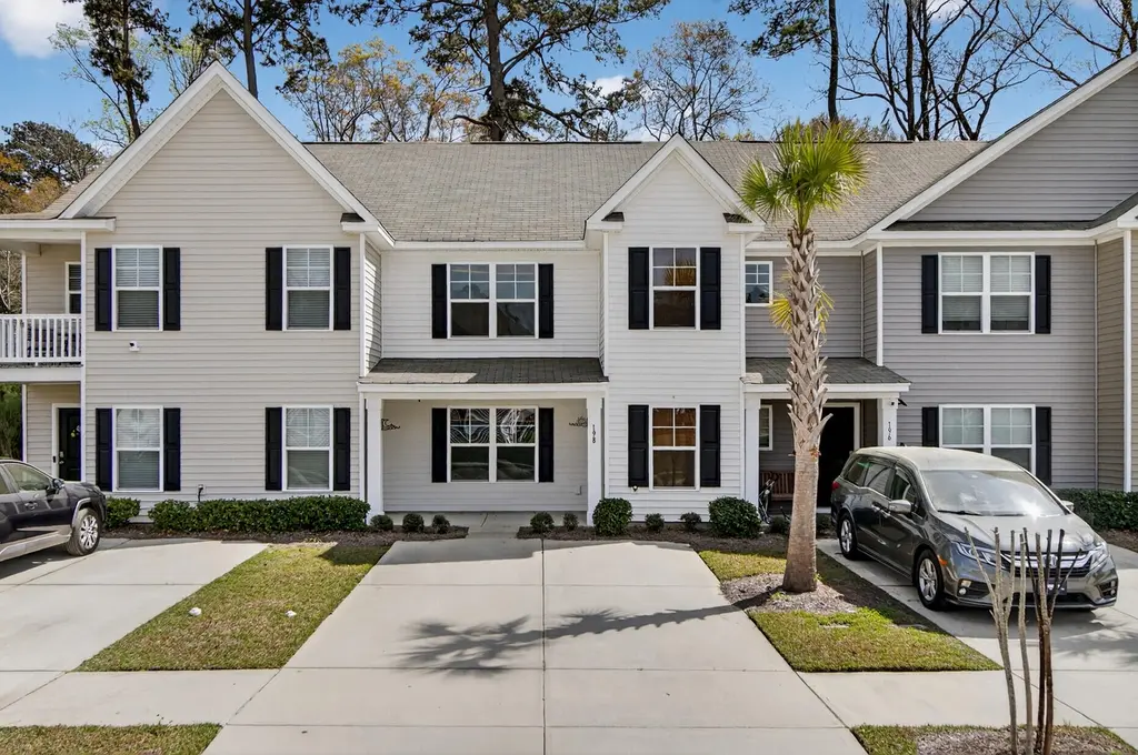 198 Spencer Cir