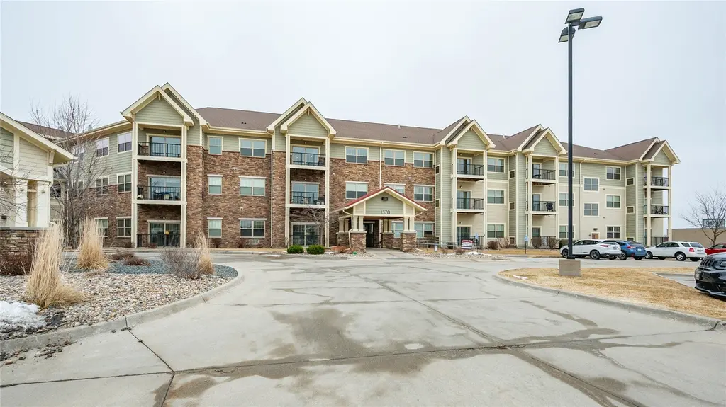 1370 SW Magazine Rd #309