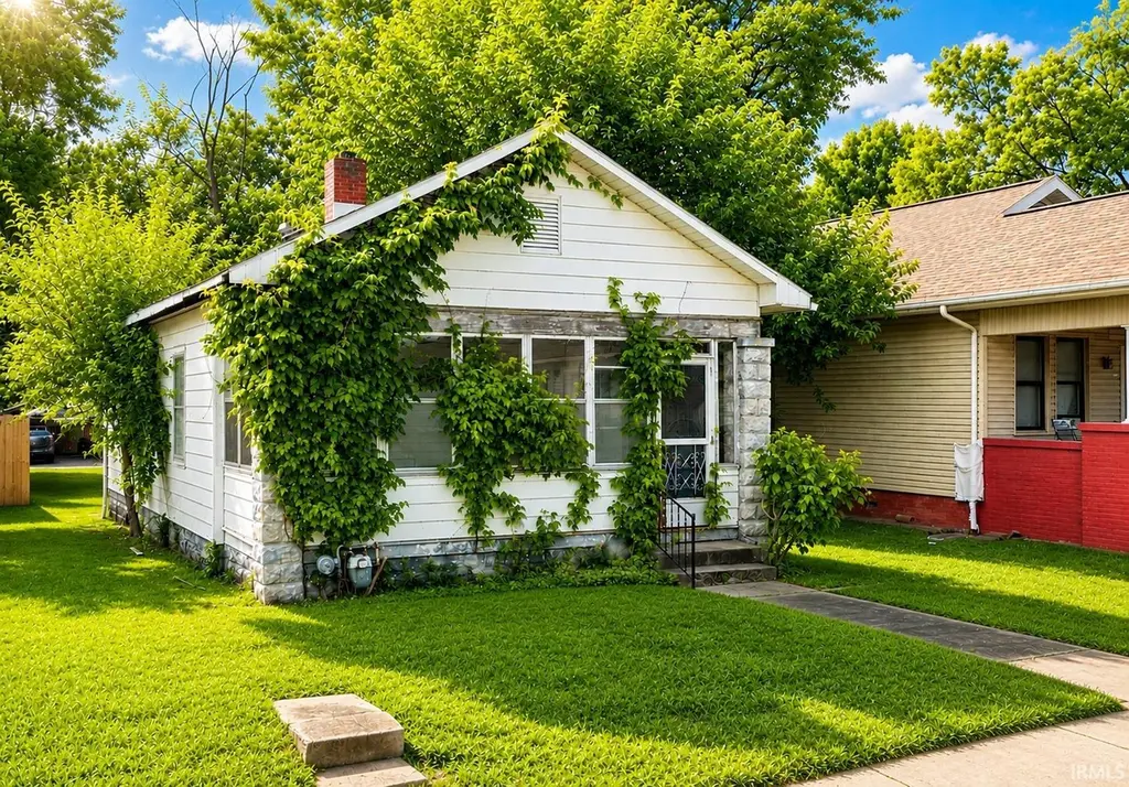 103 Richardt Ave