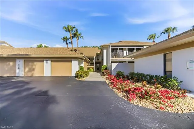 517 Lake Louise Cir #103