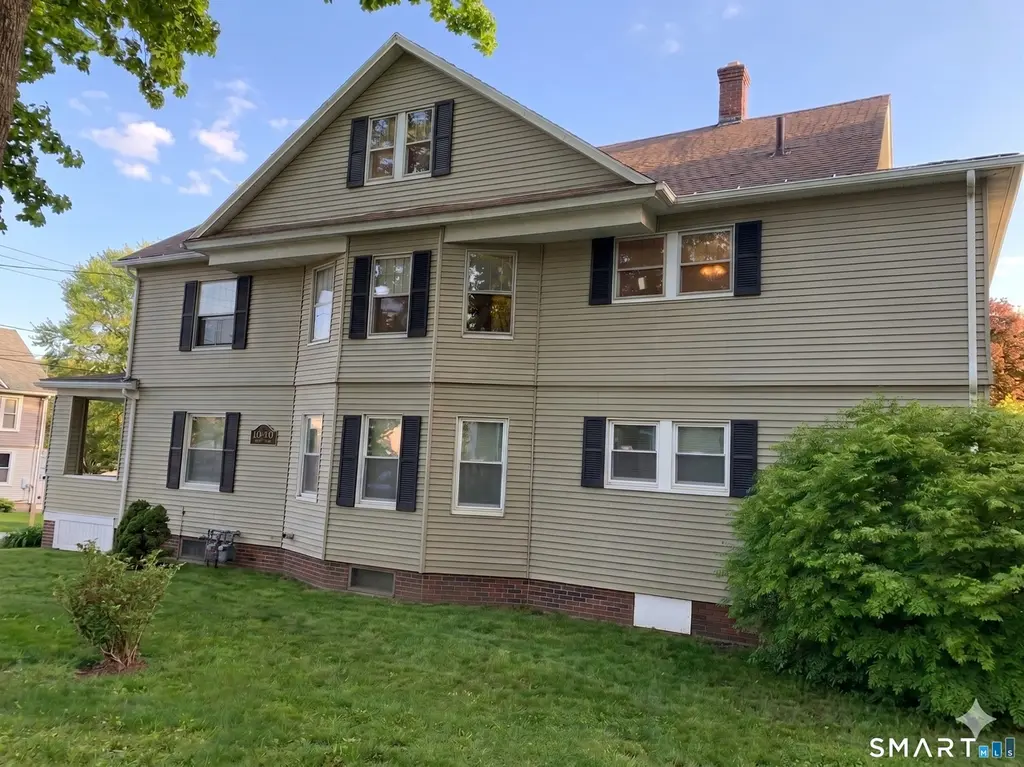 44 Bird St