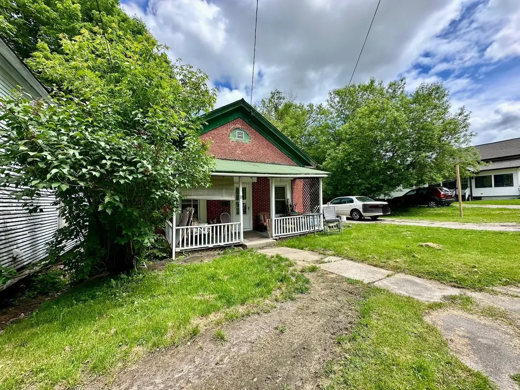 72 Duane St