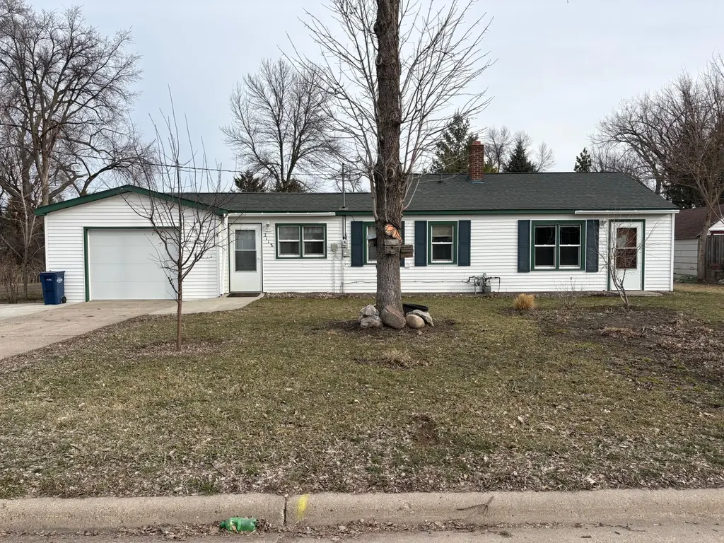 2118 Kansas Ave