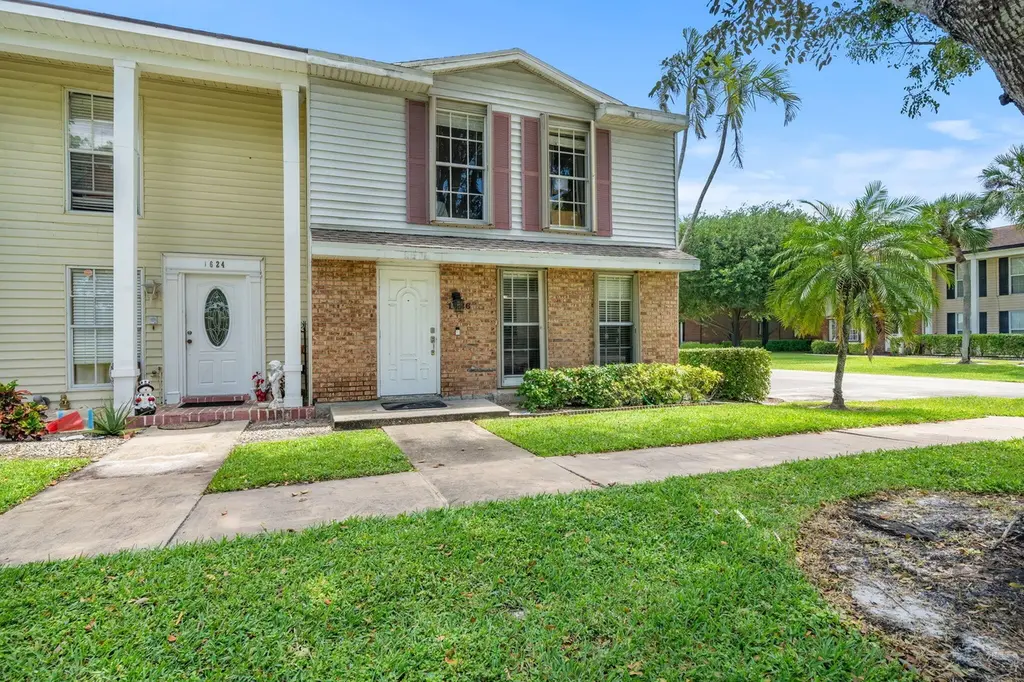 1626 Brier Patch Trl