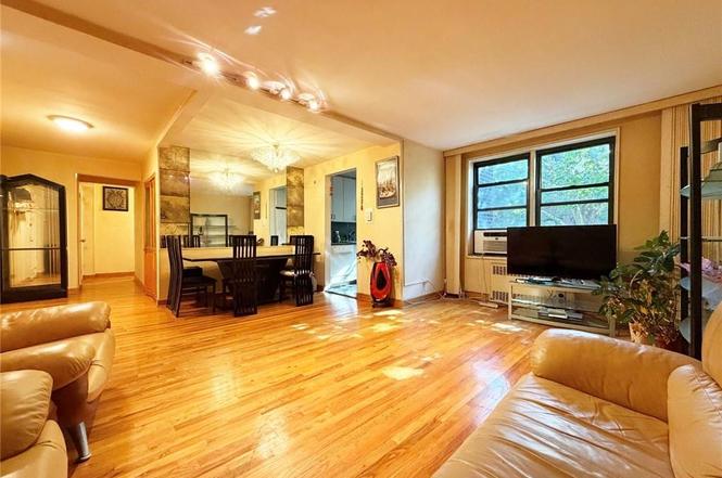 2717 E 28th St Unit 4D