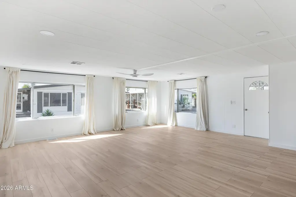 2401 W Southern Ave #376