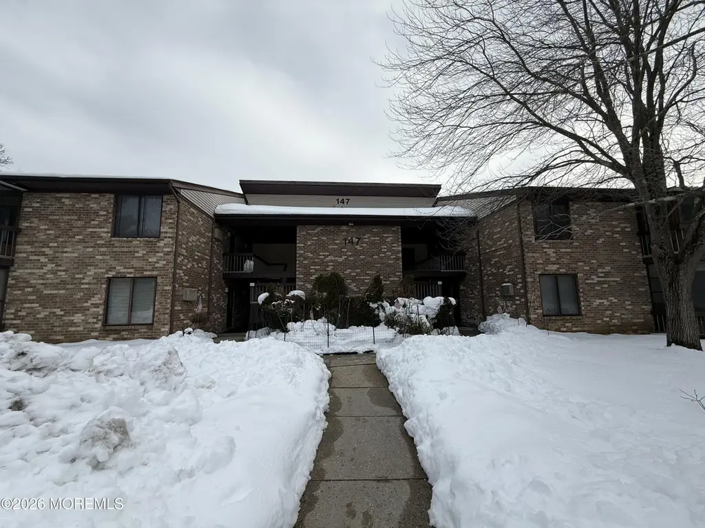 147 Amberly Dr Unit C