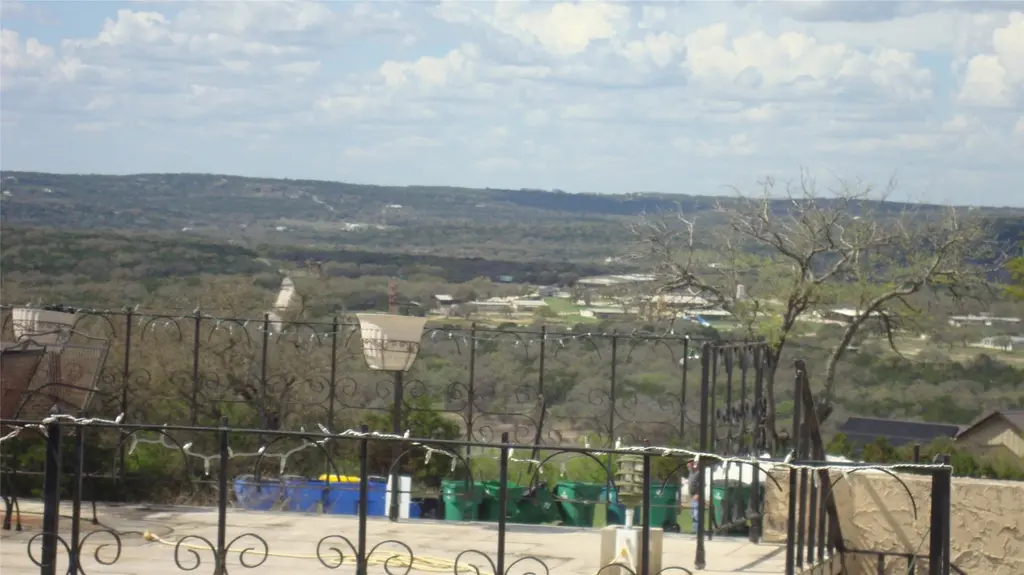5804 Circulo Dr Unit 2A