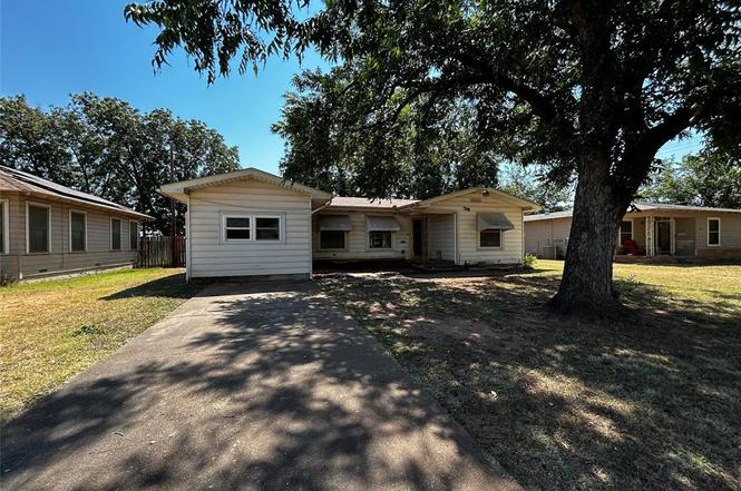 309 Woodlawn Dr