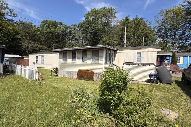 103 Maygood Ln