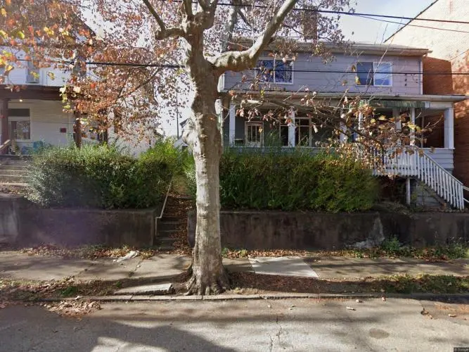 102-104 S 5th St