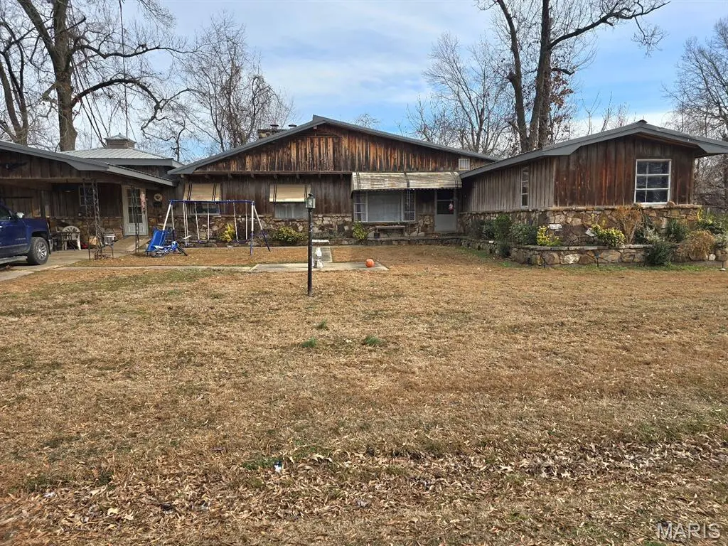 1008 N Mulberry