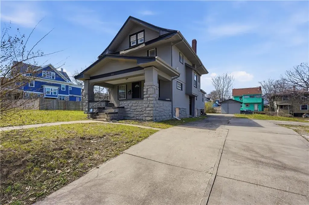 3218 Benton Blvd