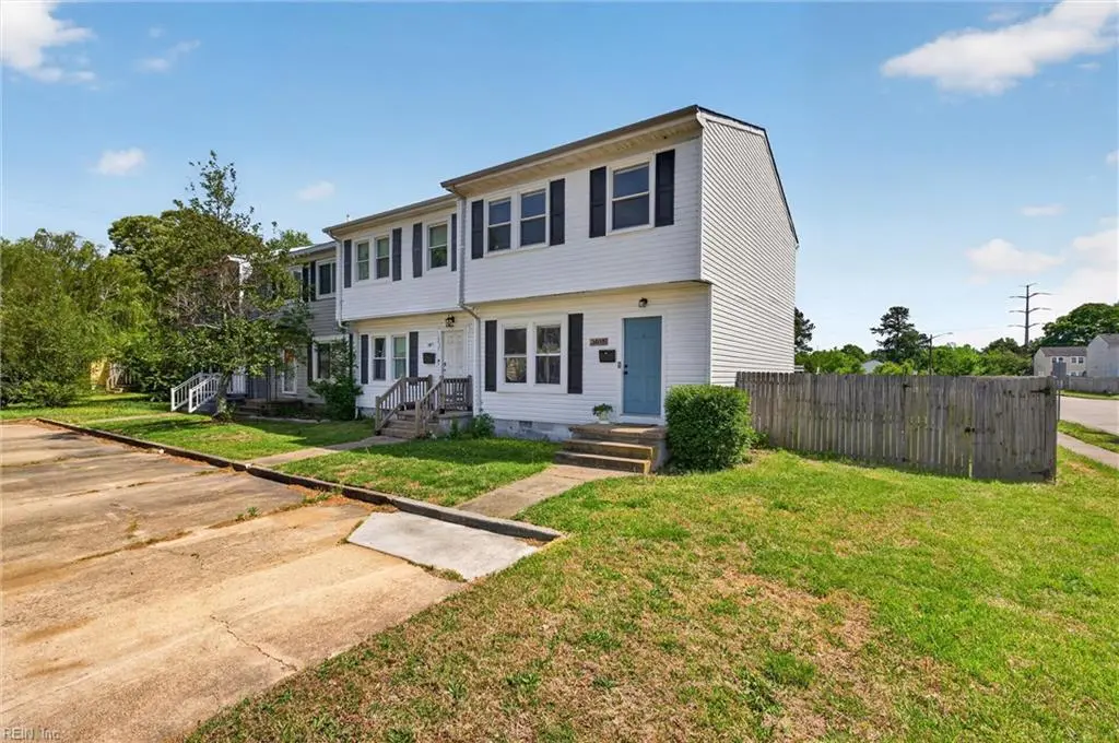 3017 Herrmann Ct