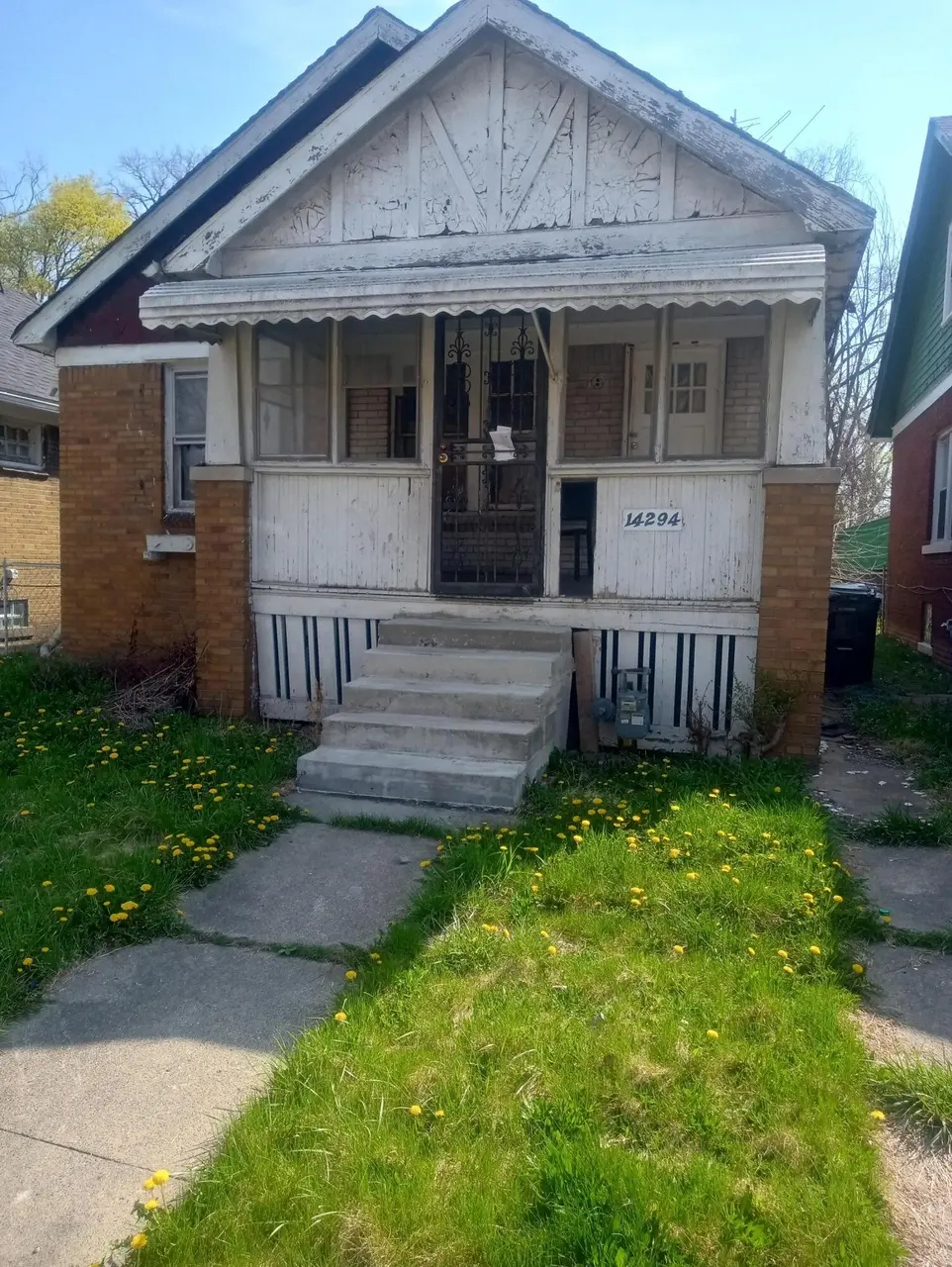 14294 Roselawn
