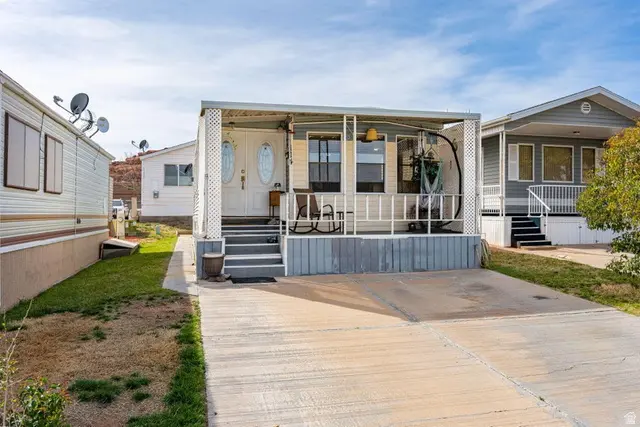 1150 W Red Pkwy #114