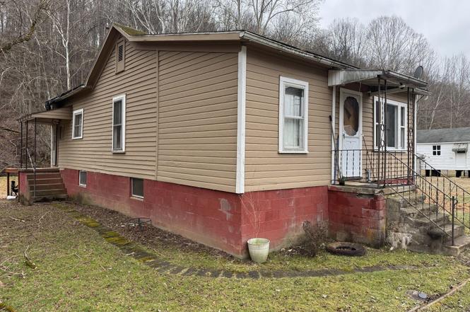 100 Parrish Cir