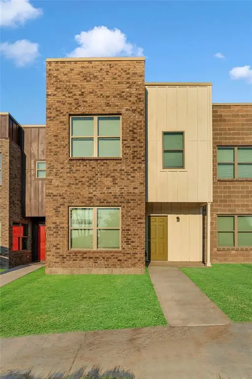1716 Galveston Ave
