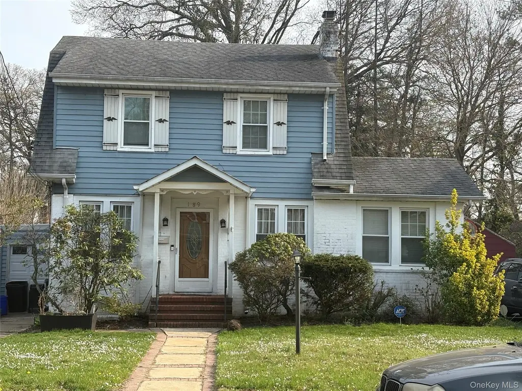 189 N Evans Ave
