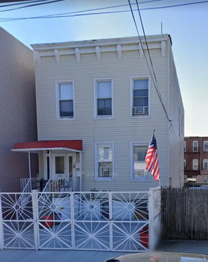 1403 Leland Ave
