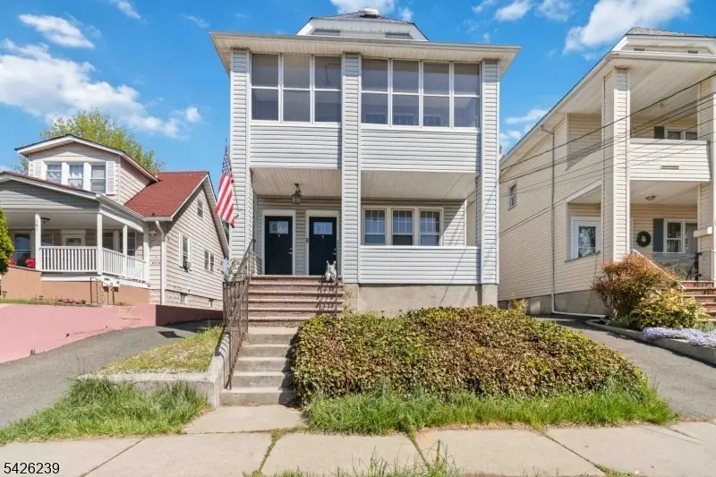 165 Dundee Ave