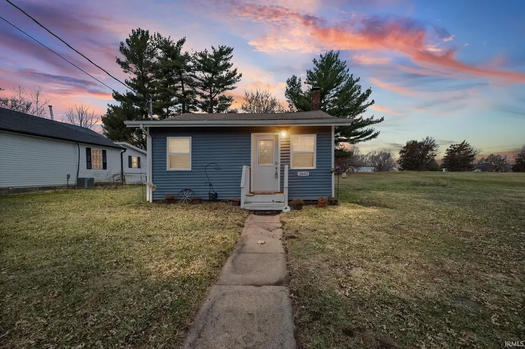 2842 S County Rd 475 E