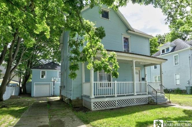 89 Stewart Ave