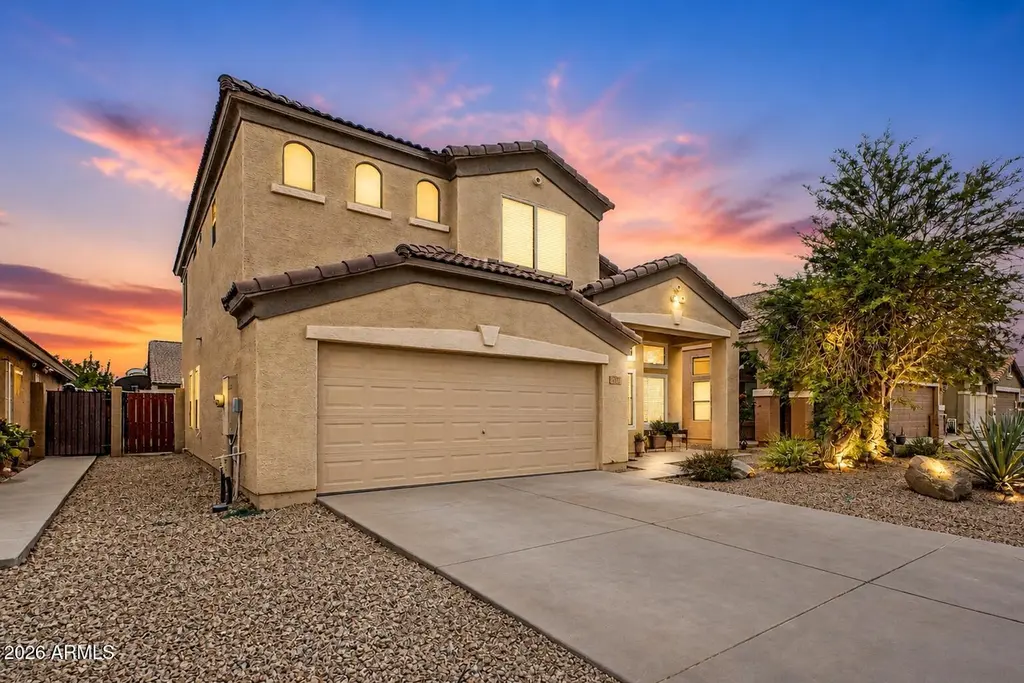 1921 W Vineyard Plains Dr