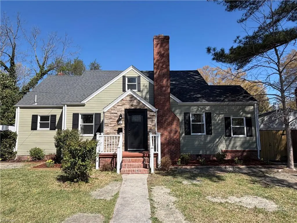 17 Davis St