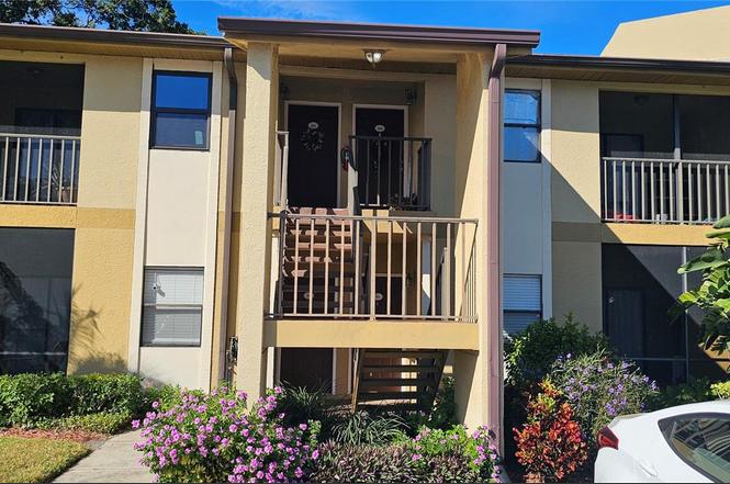 10167 Sailwinds Blvd N #104