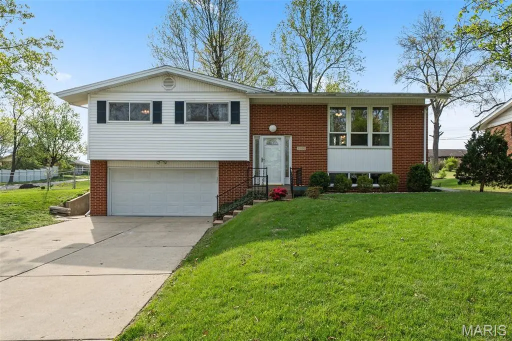 5100 Caribee Dr