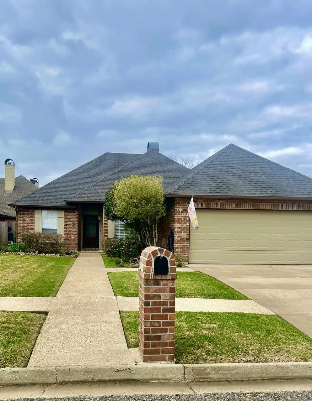 203 Commons Dr