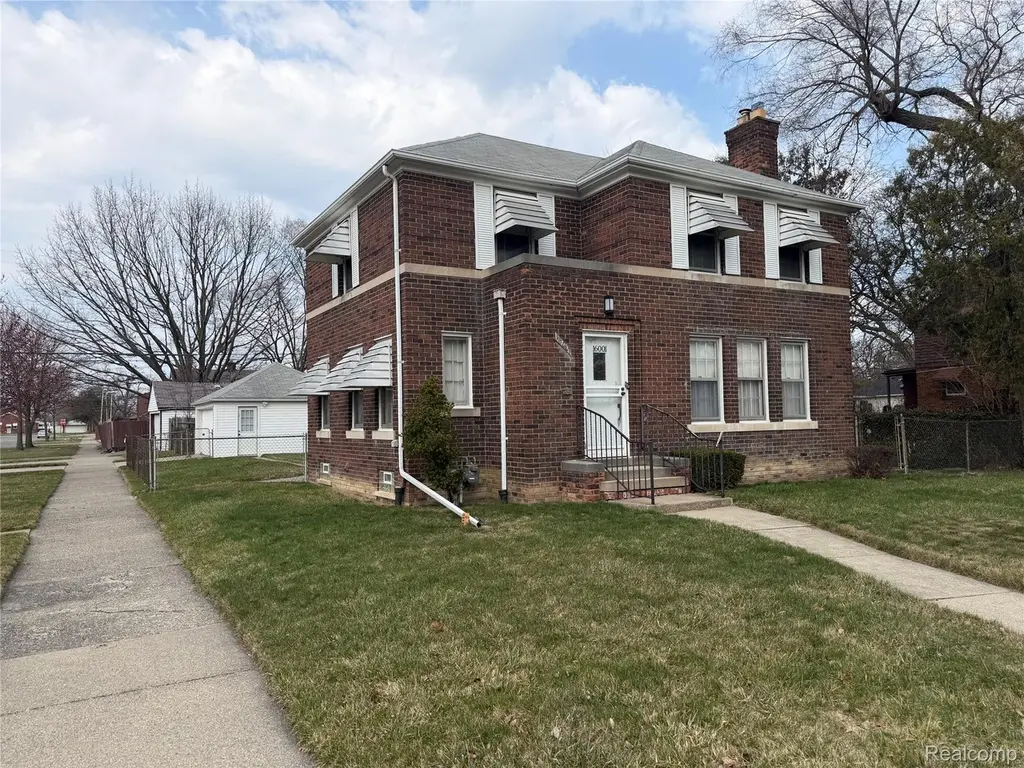 16001 Collingham Dr