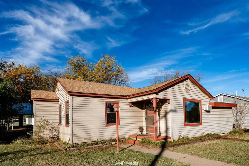 38 Avenue G