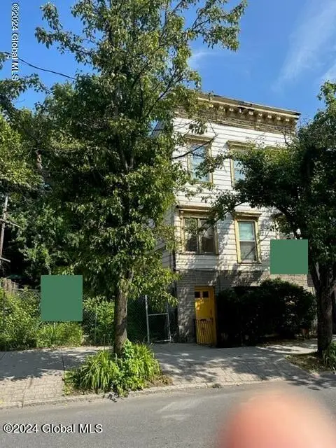 4 New Scotland Ave