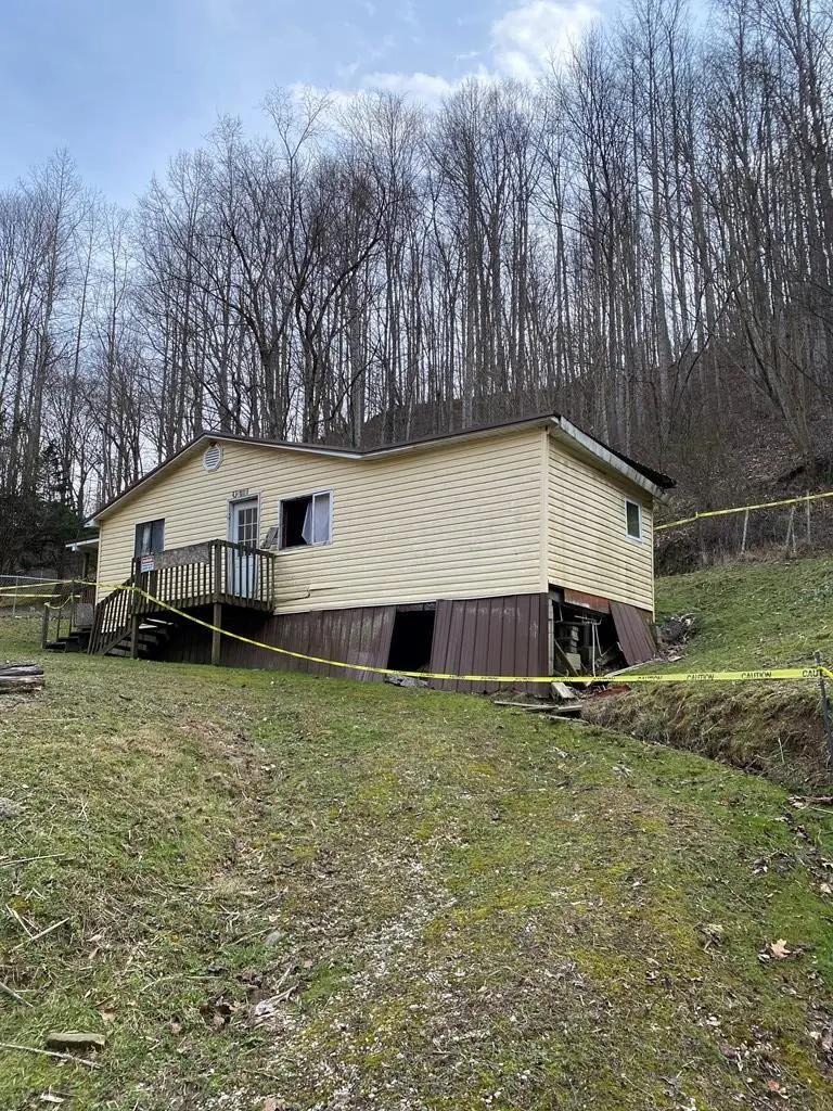 711 Frog Pond Rd