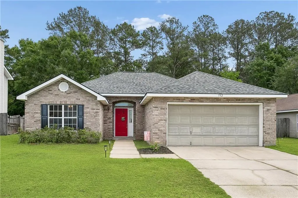 752 Simpson Way